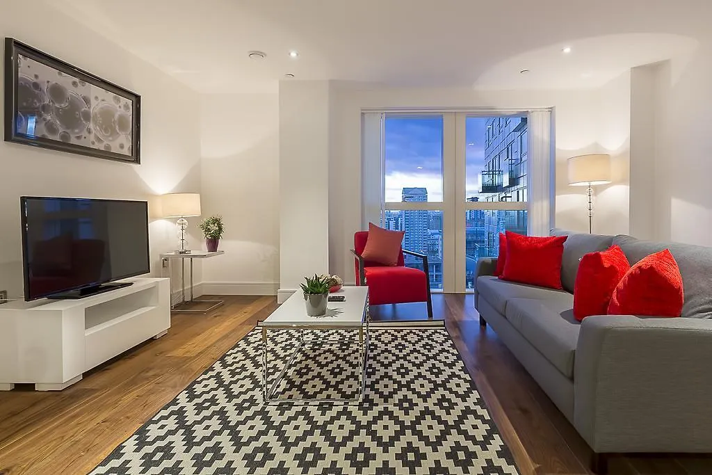 Apartment Lincoln Plaza United Kingdom