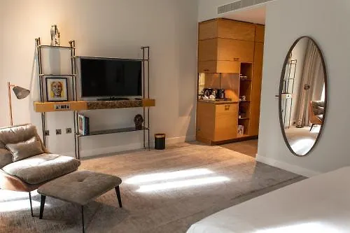 Apartment Lincoln Plaza United Kingdom